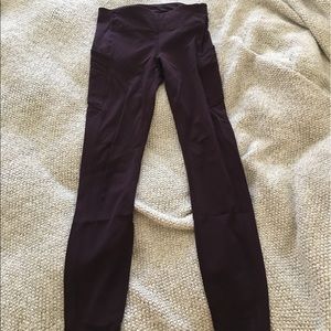 PERFECT CONDITION PLUM COLORED LULU LEMONS